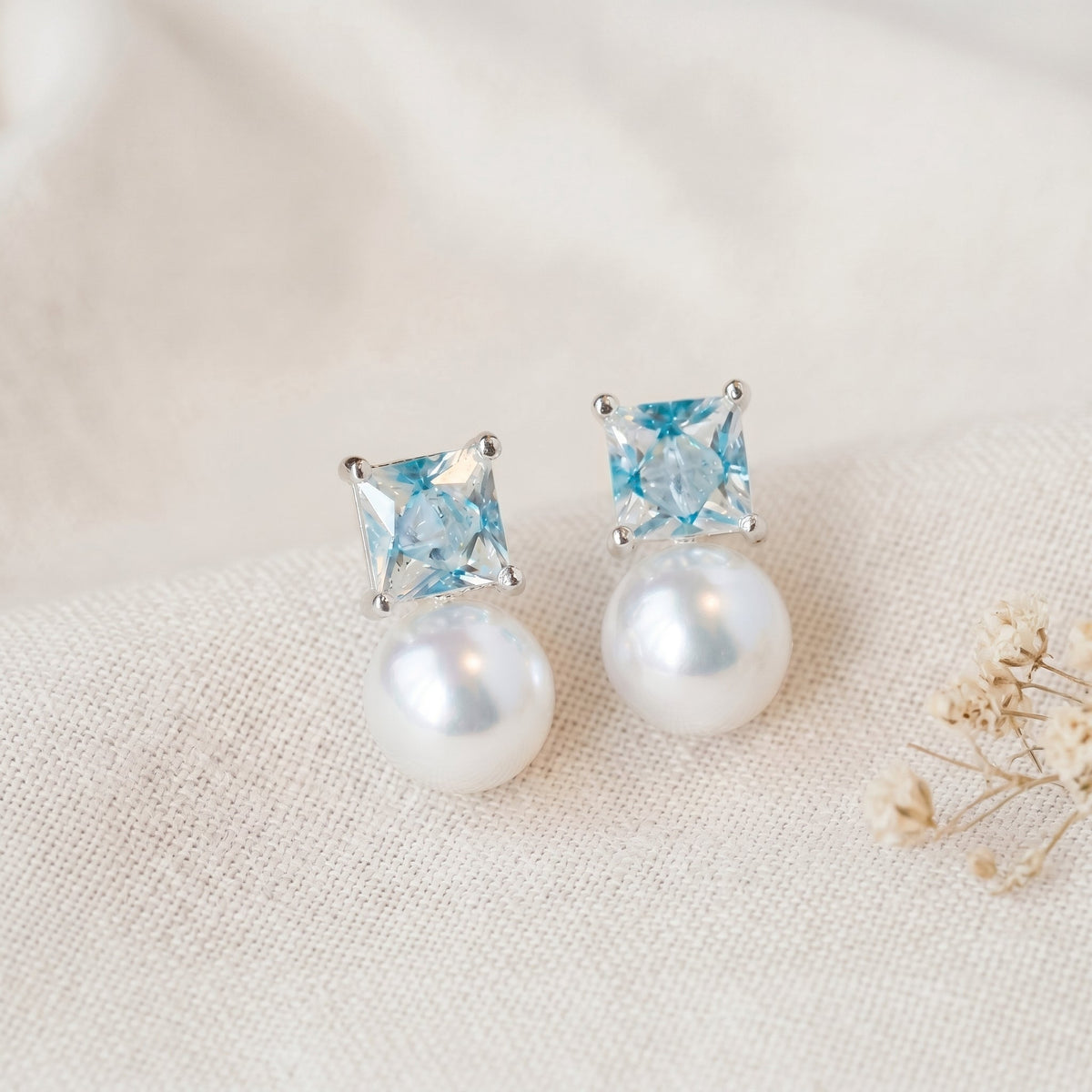 Freshwater Pearl & Zircon Stud Earrings with Silver Needle